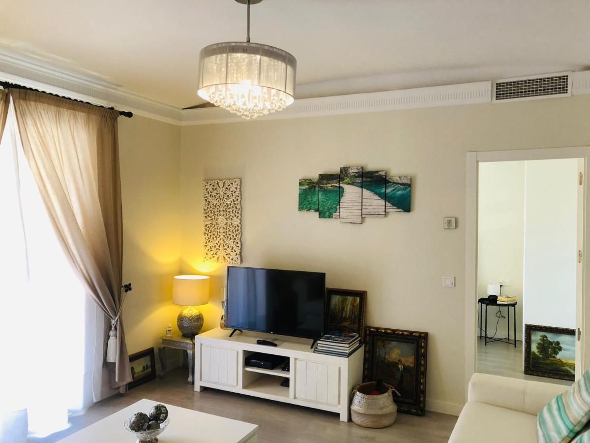 Apartamento A 50 Metros De La Playa Malagueta Con Vistas Al Mar Málaga Eksteriør billede